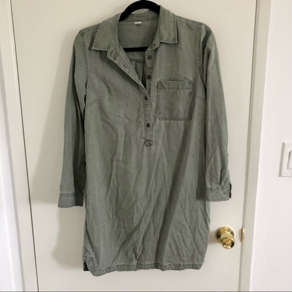 ⭐️ Green Old Navy Tencel Henley Shirtdress - Picture 2 of 6